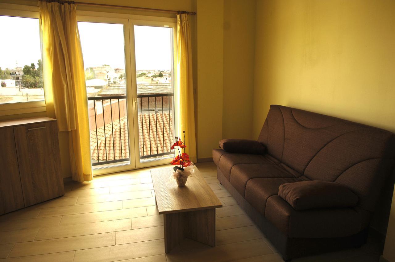 إمبوريابرافا Apartamentos Giuliano المظهر الخارجي الصورة