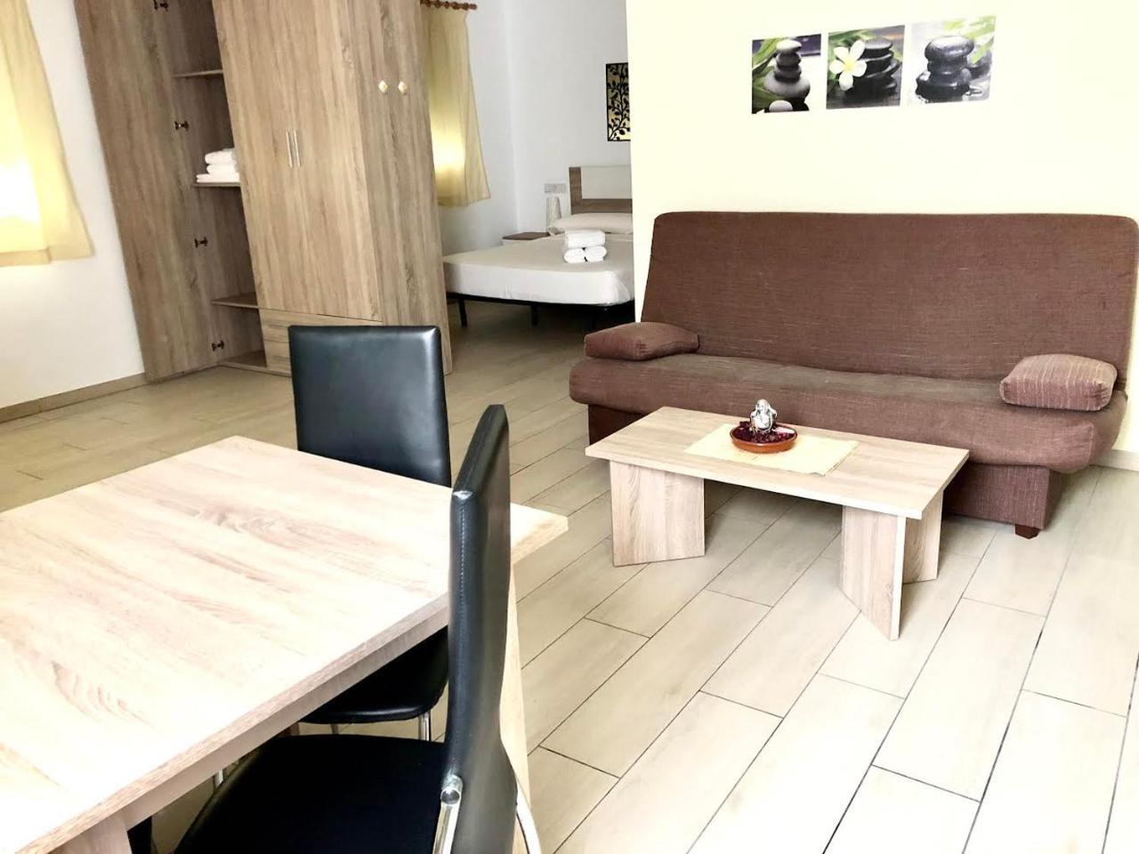 إمبوريابرافا Apartamentos Giuliano المظهر الخارجي الصورة