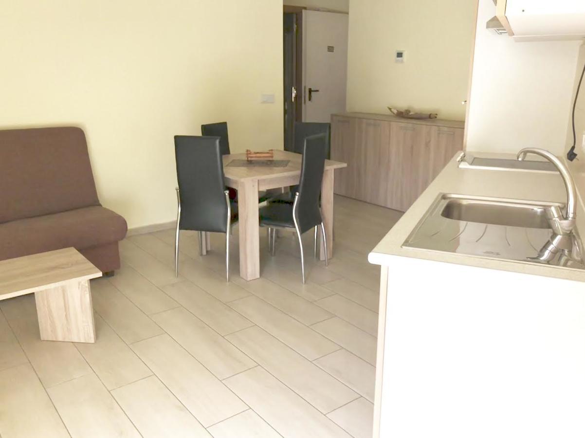 إمبوريابرافا Apartamentos Giuliano المظهر الخارجي الصورة