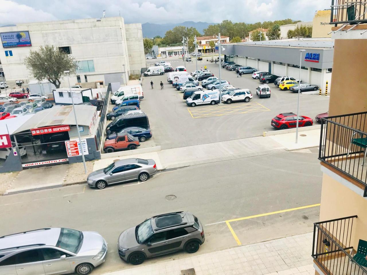 إمبوريابرافا Apartamentos Giuliano المظهر الخارجي الصورة
